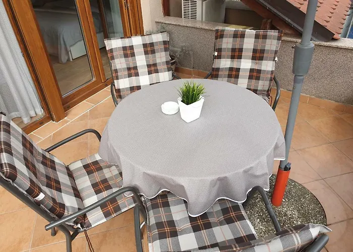 Apartments Ziher